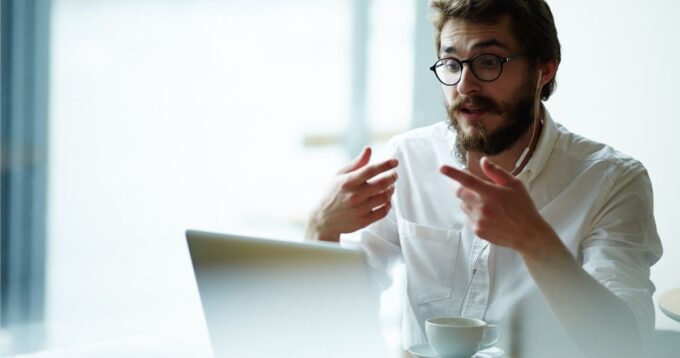 Online obhajoby na ESBM